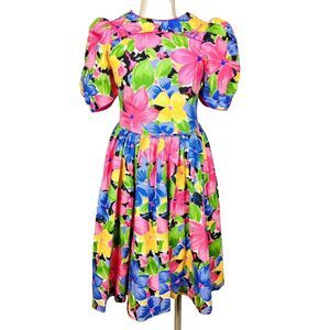Vintage 80s Caseros Bold Colorful Floral Puff Sleeve Rear Smocked Tea Dress